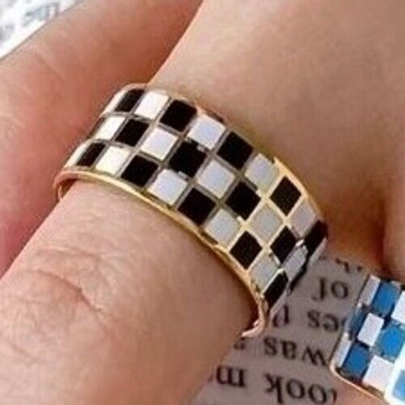 Retro Black and White Checkered Gold Plated Titanium Ring Band Size 8 - Picture 1 of 1